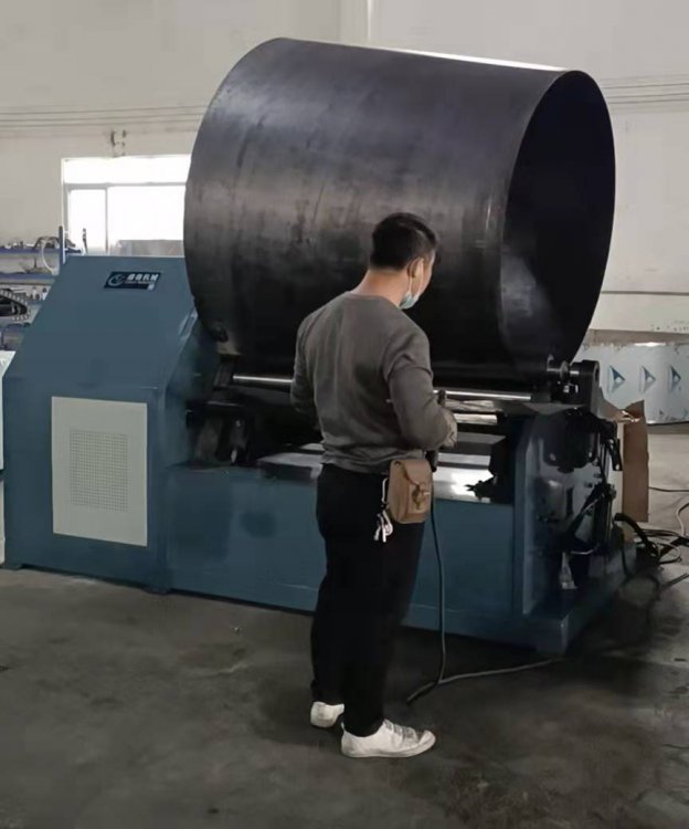 四軸數(shù)控 大直徑自(zì)動卷闆卷錐(zhui)機