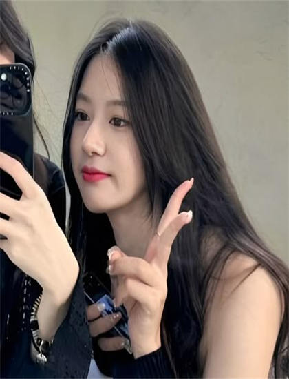 国产午夜精品美女视频露脸_中年妇女摄影_播播在线电影